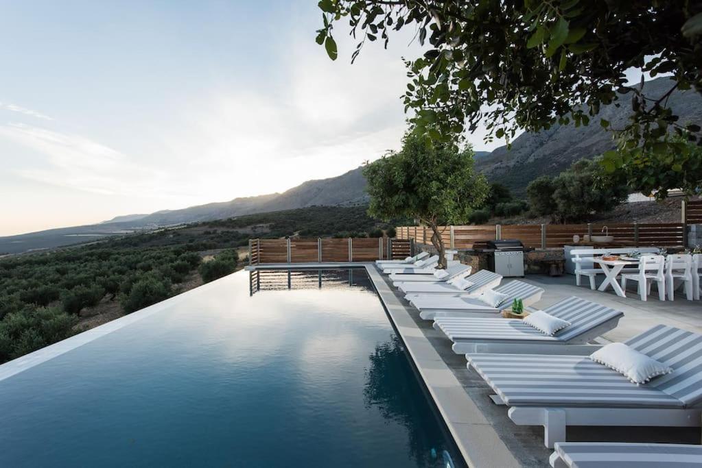 Villa Olvia ซเฟเกีย ภายนอก รูปภาพ